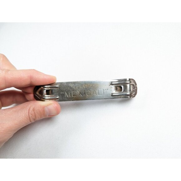 1950s original Cerveza MEXICALI Beer bottle and can opener, vintage metal bottle - Picture 4 of 10